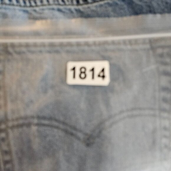 Levis 505 Jeans Mens Tag 38x30 Act 37x29 Blue Distressed Stright Leg Denim - Picture 10 of 10